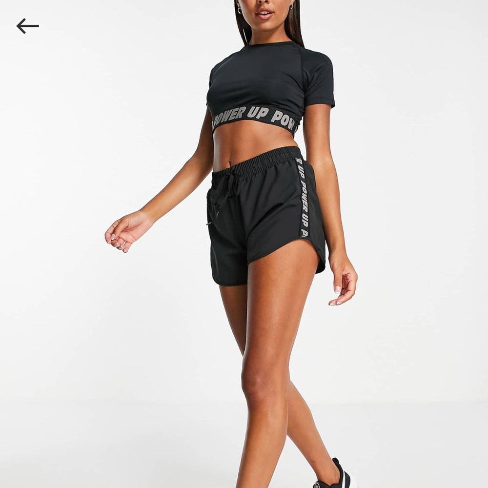 Cropped Workout Top